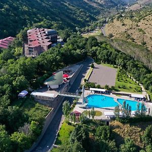 Best Resort Aghveran